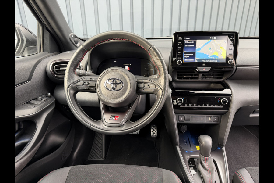 Toyota Yaris Cross 1.5 Hybrid GR Sport | 360 camera | JBL | Elektrische achterklep | Head-up | Rijklaar!!