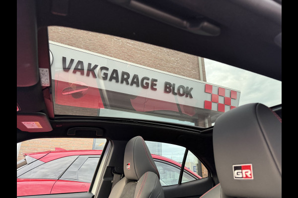 Toyota Yaris Cross 1.5 Hybrid 130 GR Sport | Pano dak | 7.500 km | JBL | Head-up | Rijklaar!!