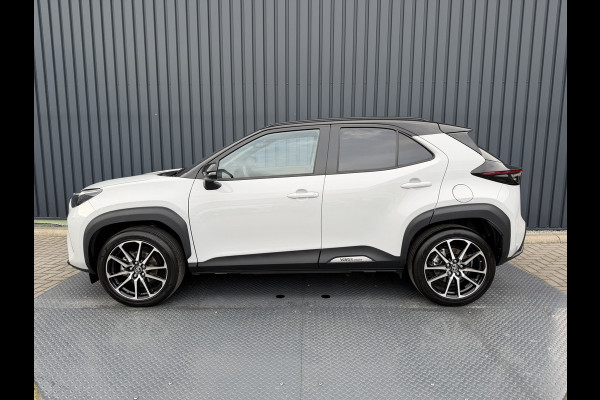 Toyota Yaris Cross 1.5 Hybrid 130 GR Sport | Pano dak | 7.500 km | JBL | Head-up | Rijklaar!!