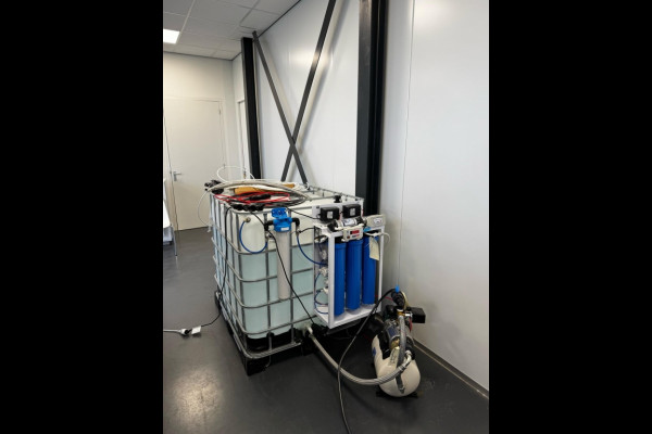 Volkswagen Caddy 2.0 TDI L2H1 BMT Com GLAZEN WASSER WERKBUS AIRCO CR CONTROL