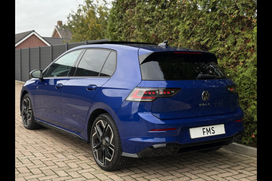 Volkswagen Golf 8.5 2.0 TDI 3x R-Line Panorama IQ CarPlay HK