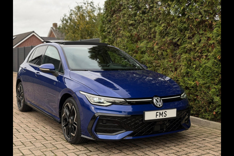 Volkswagen Golf 8.5 2.0 TDI 3x R-Line Panorama IQ CarPlay HK