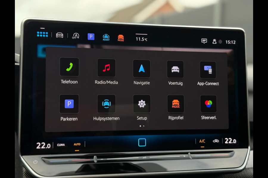 Volkswagen Golf 8.5 2.0 TDI 3x R-Line Panorama IQ CarPlay HK