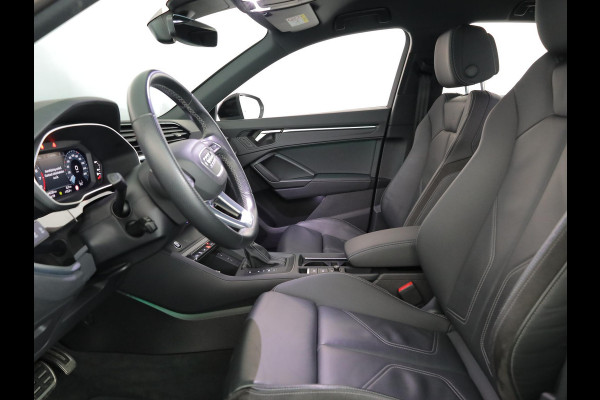 Audi Q3 Sportback 45 TFSI e Edition 245 pk S-tronic | Navigatie | Parkeersensoren (Park assist) | Achteruitrijcamera | Stoelverwarming | Adaptieve cruise control | Lederen bekleding |
