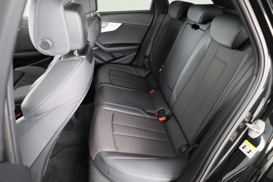 Audi A4 Avant 35 TFSI S-Line 150 pk Automaat (S-Tronic) | Verlengde garantie | Navigatie | Parkeersensoren achter | Autom. airco (3 zones) | S-Line