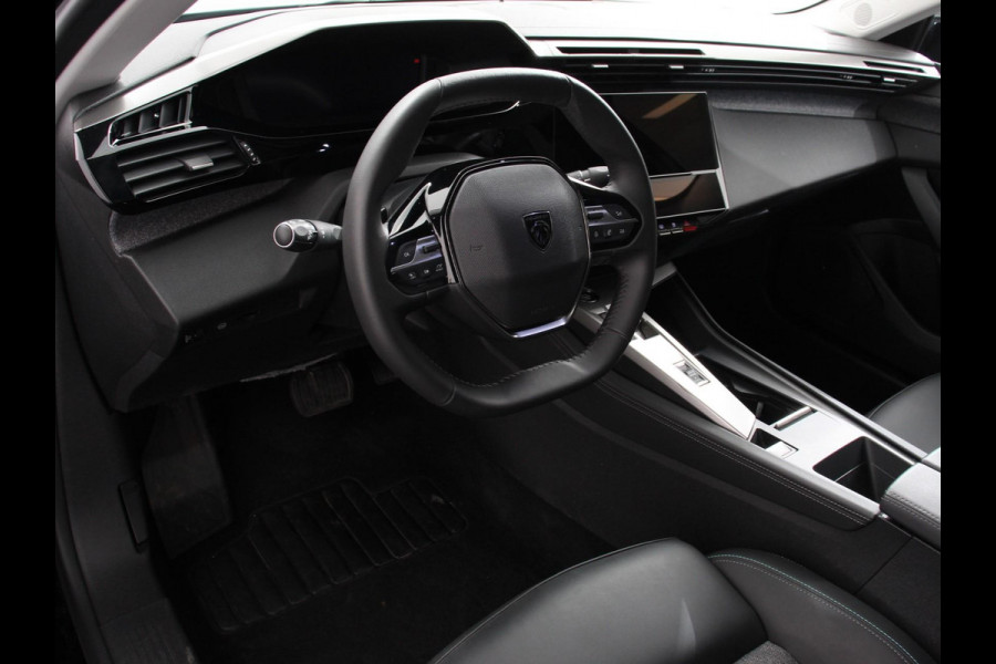 Peugeot 408 1.2 PureTech Allure Pack 130 EAT8 Comfort Pakket, Electrische stoelverstelling LV, stoelverwarming  Camera 360 Navigatie Climate Control | Dab  Led  Parkeer sensoren