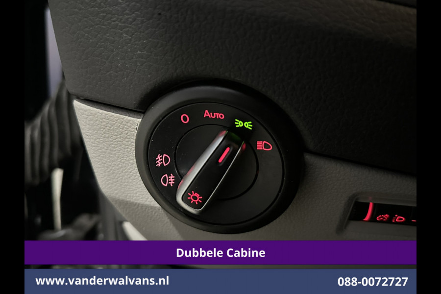Volkswagen Transporter 2.0 TDI 150pk Automaat L2H1 Dubbele Cabine Euro6 Airco | 5-Zits | Navigatie | LM Velgen Apple Carplay, Android Auto, Cruisecontrol, Parkeersensoren, Verwarmde voorruit, Achterklep