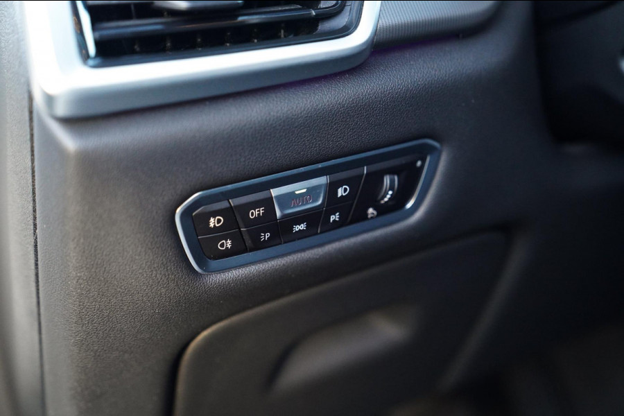 BMW X5 XDrive45e High Executive | M-pakket | LED | Adaptieve Cruise | 360 camera | Hybride | Luxe Leder | Memory | Stoelverwarming