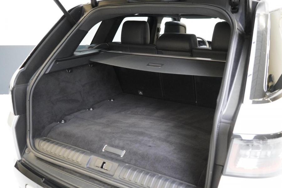 Land Rover Range Rover Sport 2.0 P400e 404pk HSE Dynamic | Panoramadak | Luchtvering | Memory | Speciale lak | Zwart optiek