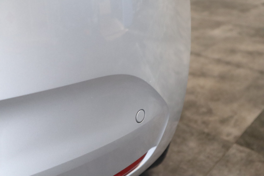 Renault Clio 1.6 E-Tech Hybrid 145 Evolution Navigatie Full-led PDC