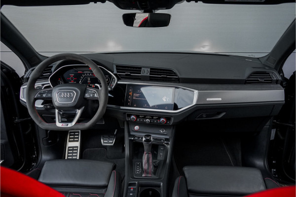Audi Q3 TFSI RS Pano RS-Sportstoelen & Uitlaat B&O 21"