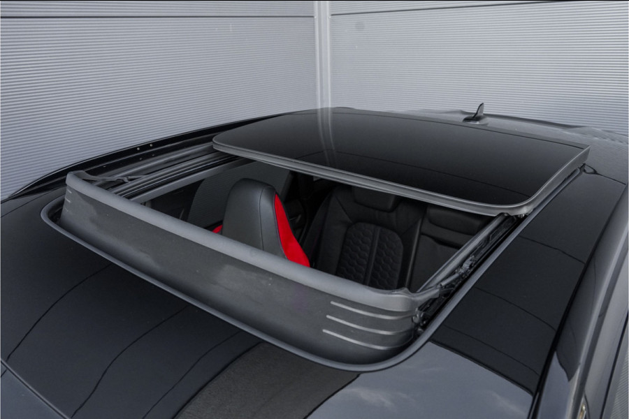 Audi Q3 TFSI RS Pano RS-Sportstoelen & Uitlaat B&O 21"