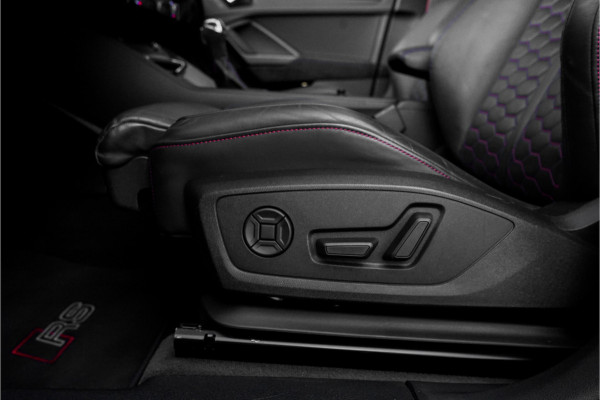 Audi Q3 TFSI RS Pano RS-Sportstoelen & Uitlaat B&O 21"