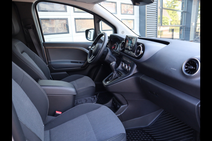 Mercedes-Benz eCitan L2 Lang Pro 51 kWh SOH 98,6 % - AC 22 kWh Laden - Mbux - Trekhaak