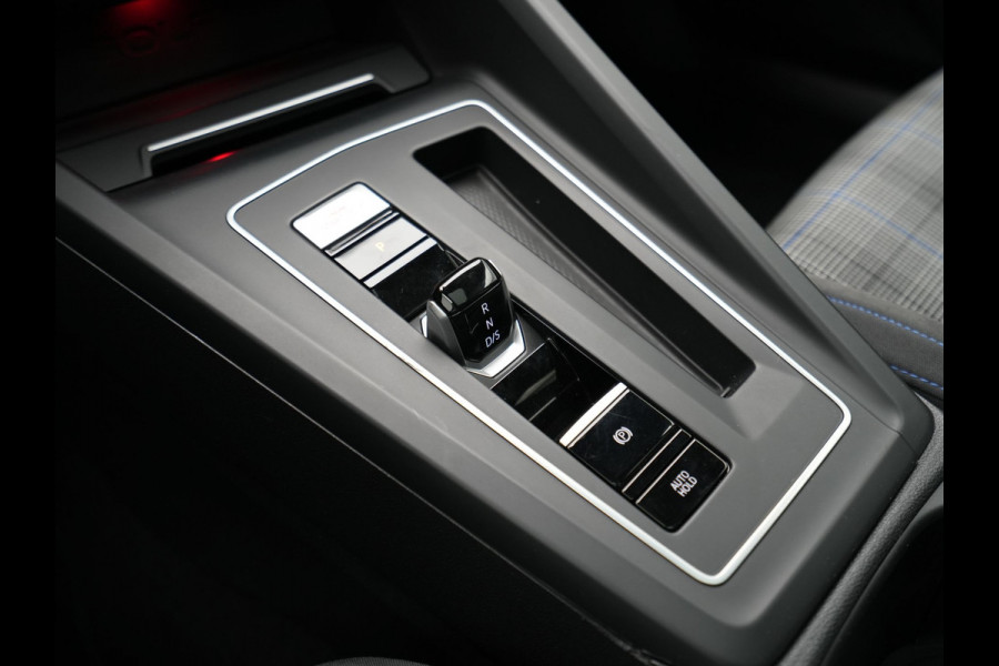 Volkswagen Golf 1.4 eHybrid 245pk GTE Panorama Navigatie Camera Stoelverwarming Carplay 193