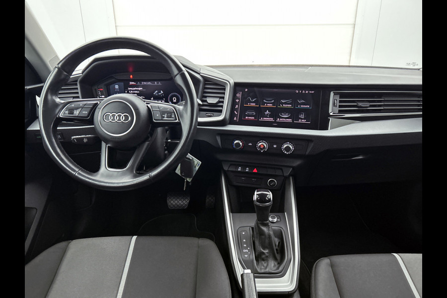 Audi A1 SPORTBACK 30 TFSI Advanced edition AANBIEDING!!! (Dealer OnderH, Digitale Dash,Navi, Parkeersensoren, Addapt Cruise, Etc)