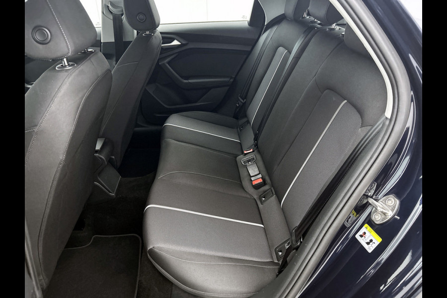 Audi A1 SPORTBACK 30 TFSI Advanced edition AANBIEDING!!! (Dealer OnderH, Digitale Dash,Navi, Parkeersensoren, Addapt Cruise, Etc)