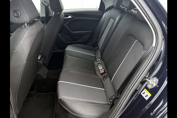 Audi A1 SPORTBACK 30 TFSI Advanced edition AANBIEDING!!! (Dealer OnderH, Digitale Dash,Navi, Parkeersensoren, Addapt Cruise, Etc)