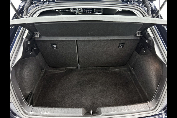 Audi A1 SPORTBACK 30 TFSI Advanced edition AANBIEDING!!! (Dealer OnderH, Digitale Dash,Navi, Parkeersensoren, Addapt Cruise, Etc)