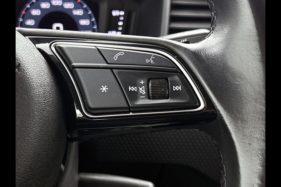 Audi A1 SPORTBACK 30 TFSI Advanced edition AANBIEDING!!! (Dealer OnderH, Digitale Dash,Navi, Parkeersensoren, Addapt Cruise, Etc)