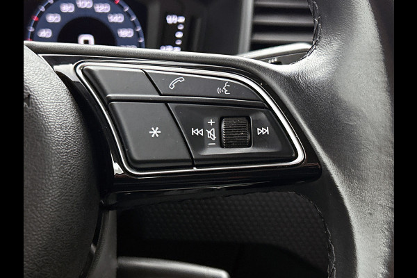 Audi A1 SPORTBACK 30 TFSI Advanced edition AANBIEDING!!! (Dealer OnderH, Digitale Dash,Navi, Parkeersensoren, Addapt Cruise, Etc)