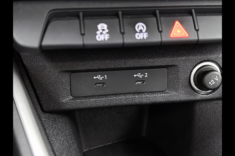 Audi A1 SPORTBACK 30 TFSI Advanced edition AANBIEDING!!! (Dealer OnderH, Digitale Dash,Navi, Parkeersensoren, Addapt Cruise, Etc)