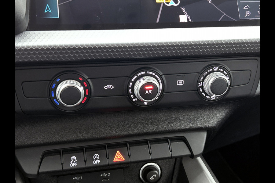 Audi A1 SPORTBACK 30 TFSI Advanced edition AANBIEDING!!! (Dealer OnderH, Digitale Dash,Navi, Parkeersensoren, Addapt Cruise, Etc)