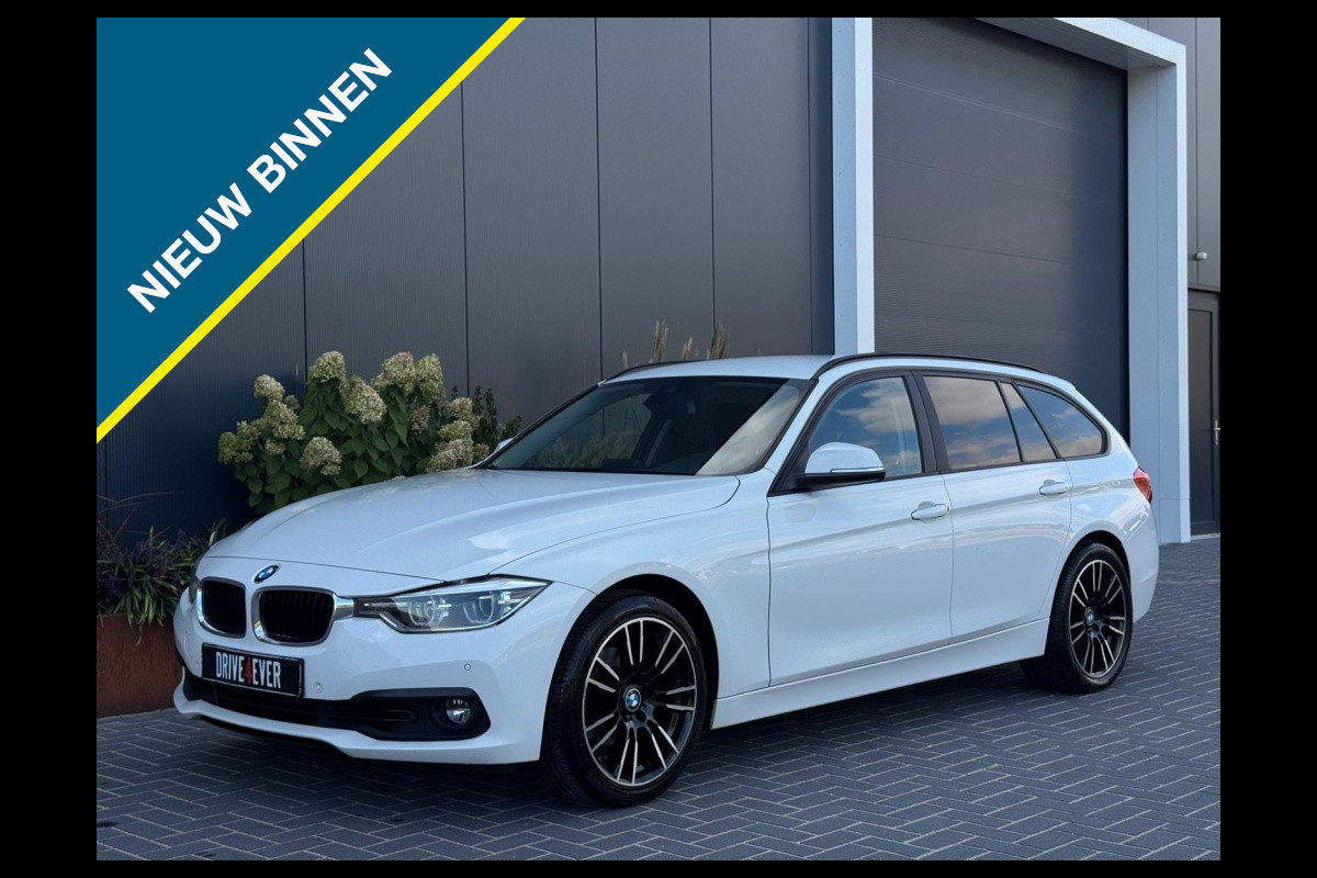 BMW 3 Serie 318i Executive M19 NAVI PDC ELEK PAKKET SPORTVELGEN LED