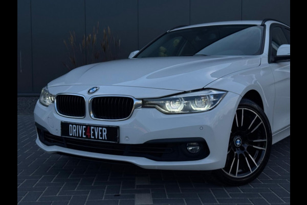 BMW 3 Serie 318i Executive M19 NAVI PDC ELEK PAKKET SPORTVELGEN LED