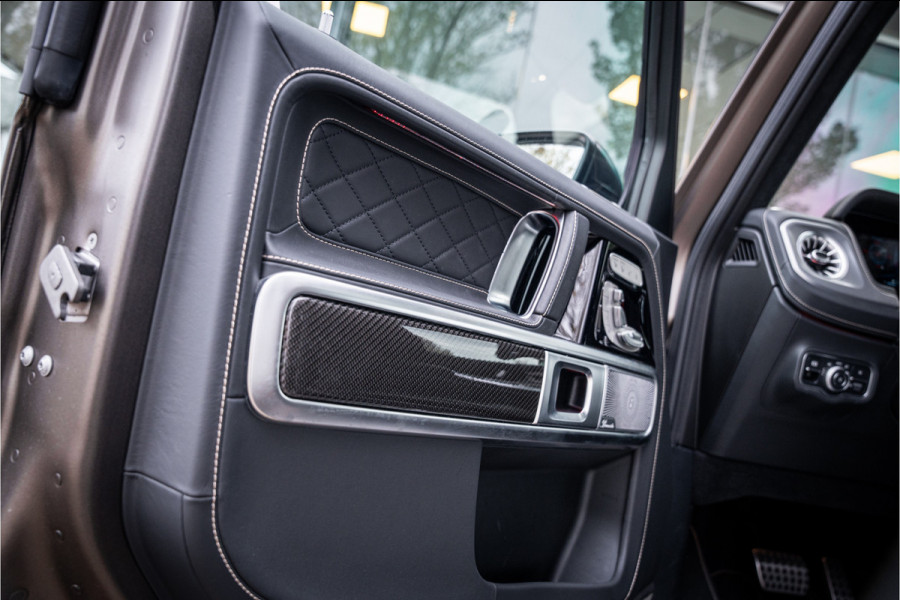 Mercedes-Benz G-Klasse AMG 63 ** Akrapovic ** AMG Performance Pack ** Carbon ** Xpell PPF Face-lift MY25 ** Grijs kenteken (excl. btw) ** Target Blue Eye