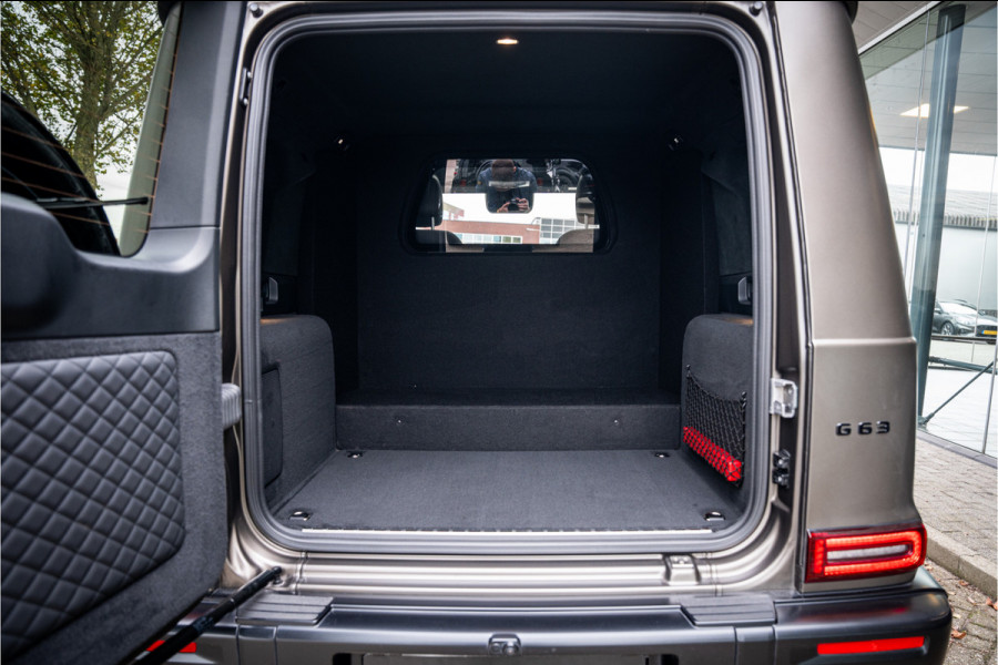 Mercedes-Benz G-Klasse AMG 63 ** Akrapovic ** AMG Performance Pack ** Carbon ** Xpell PPF Face-lift MY25 ** Grijs kenteken (excl. btw) ** Target Blue Eye