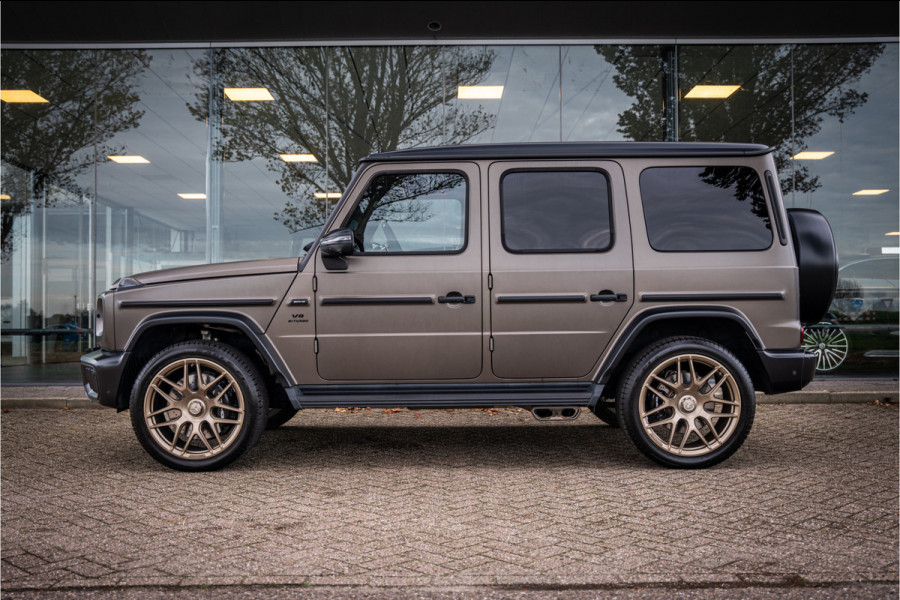 Mercedes-Benz G-Klasse AMG 63 ** Akrapovic ** AMG Performance Pack ** Carbon ** Xpell PPF Face-lift MY25 ** Grijs kenteken (excl. btw) ** Target Blue Eye