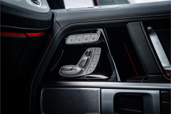 Mercedes-Benz G-Klasse AMG 63 ** Akrapovic ** AMG Performance Pack ** Carbon ** Xpell PPF Face-lift MY25 ** Grijs kenteken (excl. btw) ** Target Blue Eye