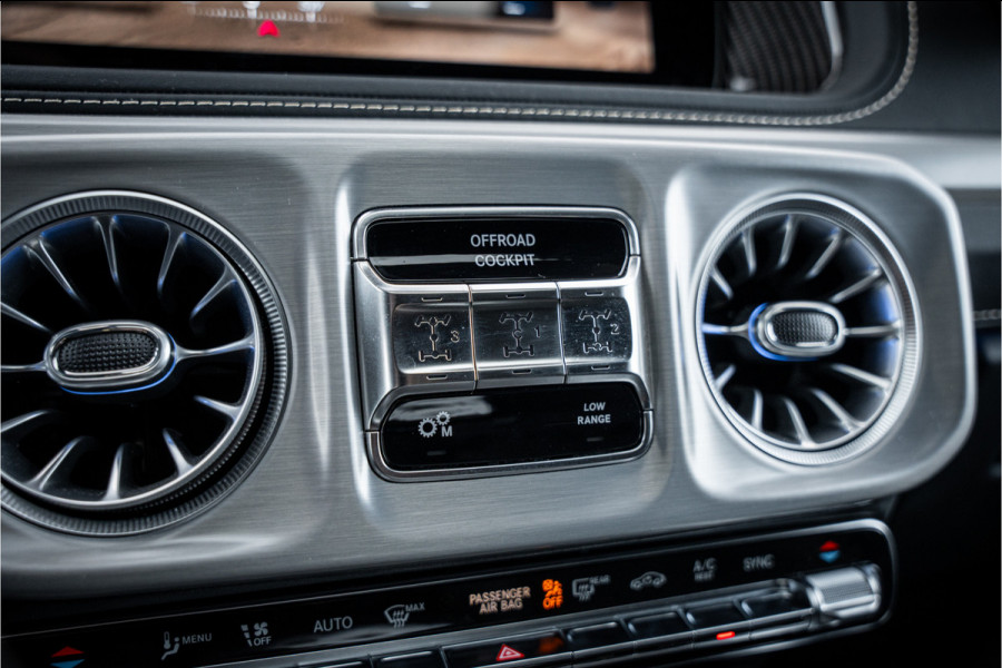 Mercedes-Benz G-Klasse AMG 63 ** Akrapovic ** AMG Performance Pack ** Carbon ** Xpell PPF Face-lift MY25 ** Grijs kenteken (excl. btw) ** Target Blue Eye