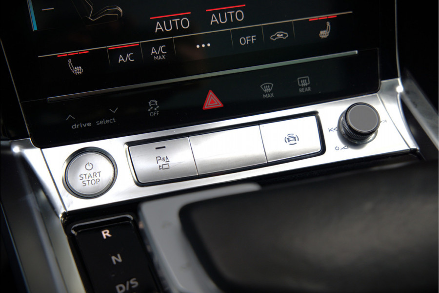 Audi e-tron Sportback 50 quattro S edition 71 kWh | S-Line | Black Edition | Panoramadak | Memory Seats | Luchtvering | Adaptive Cruise Control | Apple Carplay | Keyless | Matrix LED | Leder | Stoelverwarming | NAP |