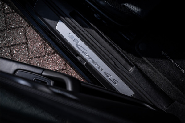 Porsche 911 Cabrio 4S (450pk) Sport Design ** Ventilatie ** 4 wielsturing ** BOSE ** Classic 21"