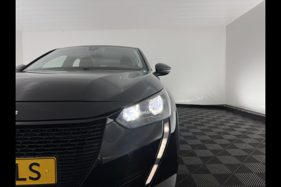 Peugeot e-208 EV Active Pack 50 kWh [ 3-Fase ] {SOH-90%} (INCL-BTW) Aut. *FULL-LED | DIGI-COCKPIT | MICROFIBRE | SPORT-SEATS | CARPLAY | CCS-FASTLOADER | KEYLESS | DAB+ | LANE-ASSIST | CRUISE | ECC | PDC | 16''ALU*