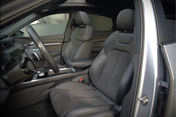 Audi e-tron Sportback 50 quattro S edition 71 kWh | S-Line | Black Edition | Panoramadak | Memory Seats | Luchtvering | Adaptive Cruise Control | Apple Carplay | Keyless | Matrix LED | Leder | Stoelverwarming | NAP |