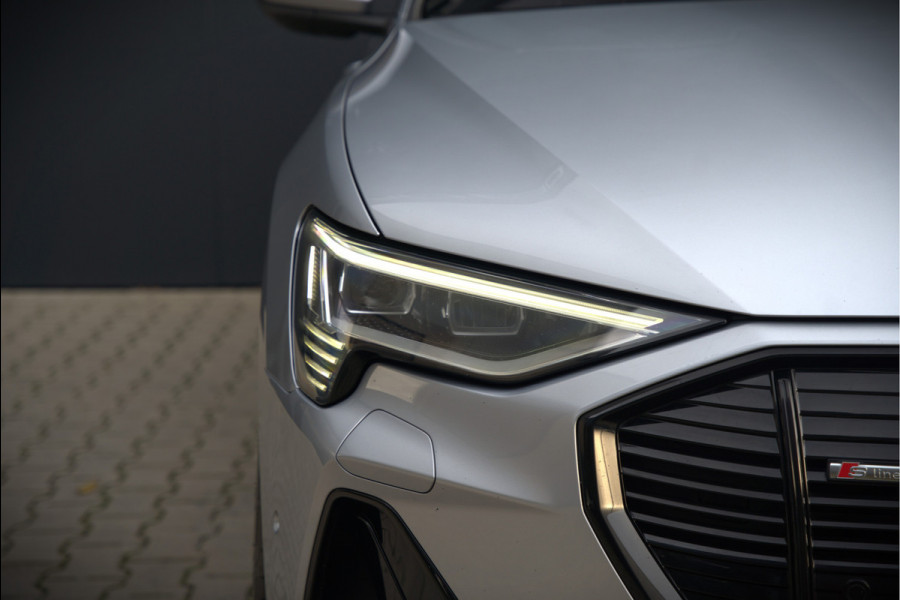 Audi e-tron Sportback 50 quattro S edition 71 kWh | S-Line | Black Edition | Panoramadak | Memory Seats | Luchtvering | Adaptive Cruise Control | Apple Carplay | Keyless | Matrix LED | Leder | Stoelverwarming | NAP |