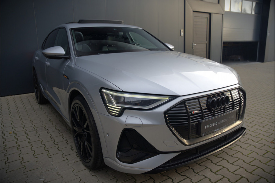 Audi e-tron Sportback 50 quattro S edition 71 kWh | S-Line | Black Edition | Panoramadak | Memory Seats | Luchtvering | Adaptive Cruise Control | Apple Carplay | Keyless | Matrix LED | Leder | Stoelverwarming | NAP |