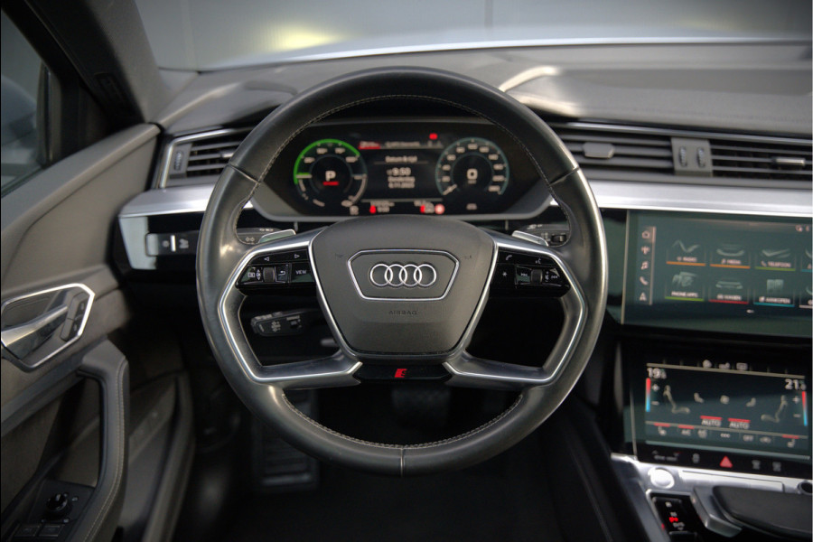 Audi e-tron Sportback 50 quattro S edition 71 kWh | S-Line | Black Edition | Panoramadak | Memory Seats | Luchtvering | Adaptive Cruise Control | Apple Carplay | Keyless | Matrix LED | Leder | Stoelverwarming | NAP |