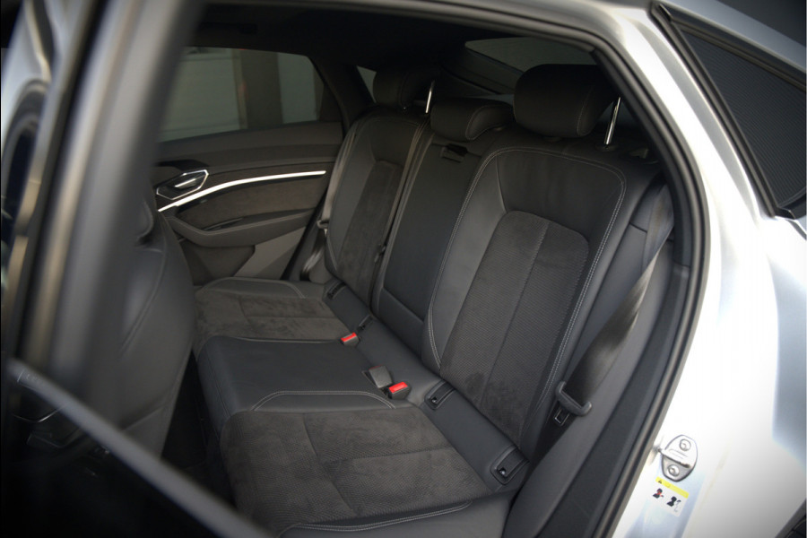 Audi e-tron Sportback 50 quattro S edition 71 kWh | S-Line | Black Edition | Panoramadak | Memory Seats | Luchtvering | Adaptive Cruise Control | Apple Carplay | Keyless | Matrix LED | Leder | Stoelverwarming | NAP |