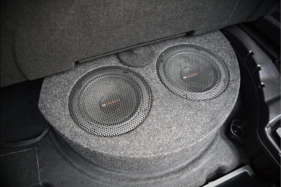 Audi e-tron Sportback 50 quattro S edition 71 kWh | S-Line | Black Edition | Panoramadak | Memory Seats | Luchtvering | Adaptive Cruise Control | Apple Carplay | Keyless | Matrix LED | Leder | Stoelverwarming | NAP |