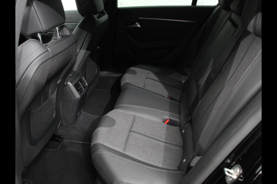 Peugeot 508 SW 1.2 PureTech Allure Pack Business Navigatie Apple Carplay/Android Auto Camera Parkeersensoren Adaptive Cruise Control Virtual Cockpit Full Led koplampen Lichtmetalen velgen Getinte ramen Climate Control