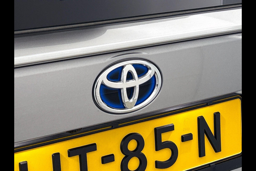 Toyota RAV4 2.5 Hybrid 218PK 360-CAMERA | BI-TONE | NAVI & CARPLAY