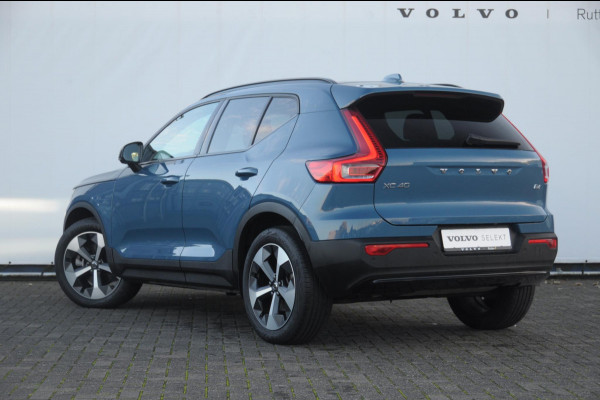 Volvo XC40 212PK Automaat B4 Plus Dark Elektrische stoelen met geheugen/ Harman kardon audio/ BLIS/ Stoelverwarming/ Stuurverwarming/ Achteruitrijcamera