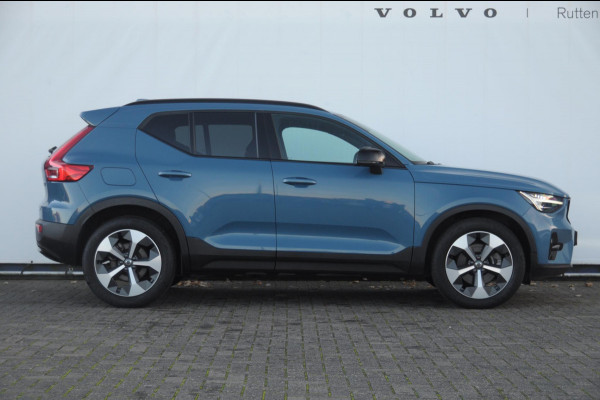 Volvo XC40 212PK Automaat B4 Plus Dark Elektrische stoelen met geheugen/ Harman kardon audio/ BLIS/ Stoelverwarming/ Stuurverwarming/ Achteruitrijcamera