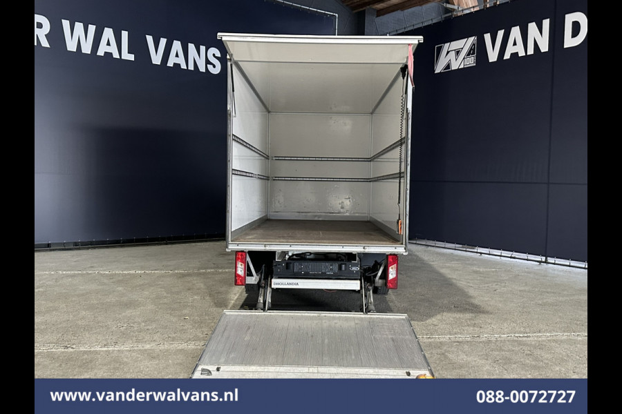Ford Transit 2.0 TDCI 170pk Bakwagen Laadklep Euro6 Airco | Cruisecontrol | Verwarmde voorruit | 940kg laadvermogen Bijrijdersbank