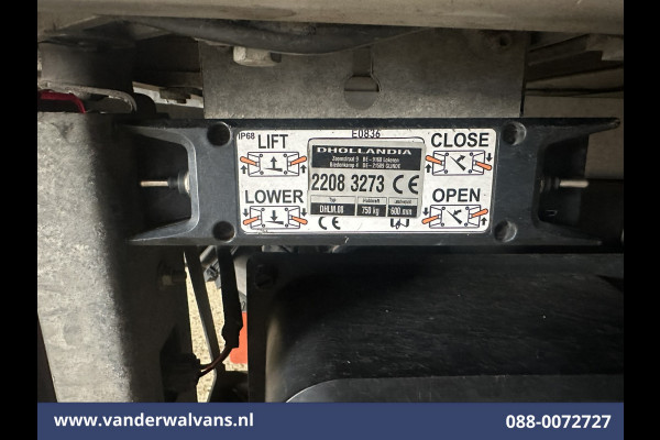 Ford Transit 2.0 TDCI 170pk Bakwagen Laadklep Euro6 Airco | Cruisecontrol | Verwarmde voorruit | 940kg laadvermogen Bijrijdersbank