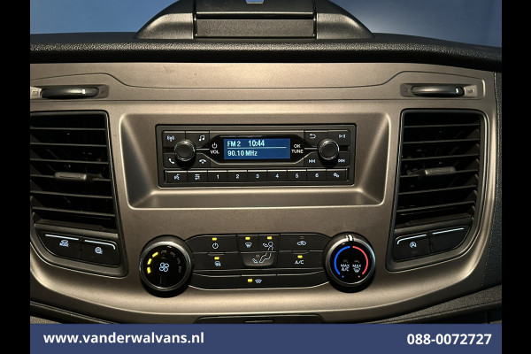 Ford Transit 2.0 TDCI 170pk Bakwagen Laadklep Euro6 Airco | Cruisecontrol | Verwarmde voorruit | 940kg laadvermogen Bijrijdersbank